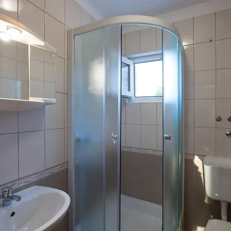 Apartment By The Sea Razanj, - 2970 Rogoznica (Sibenik-Knin)